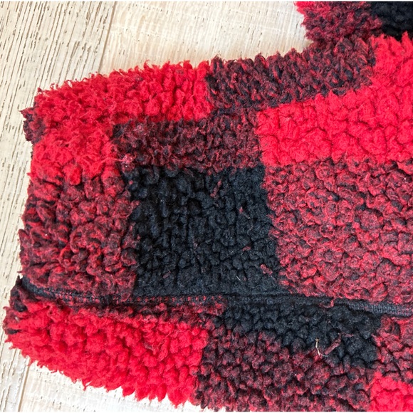 ROOTS Plaid Sherpa Jacket red black sz S (oversized) - Picture 5 of 7